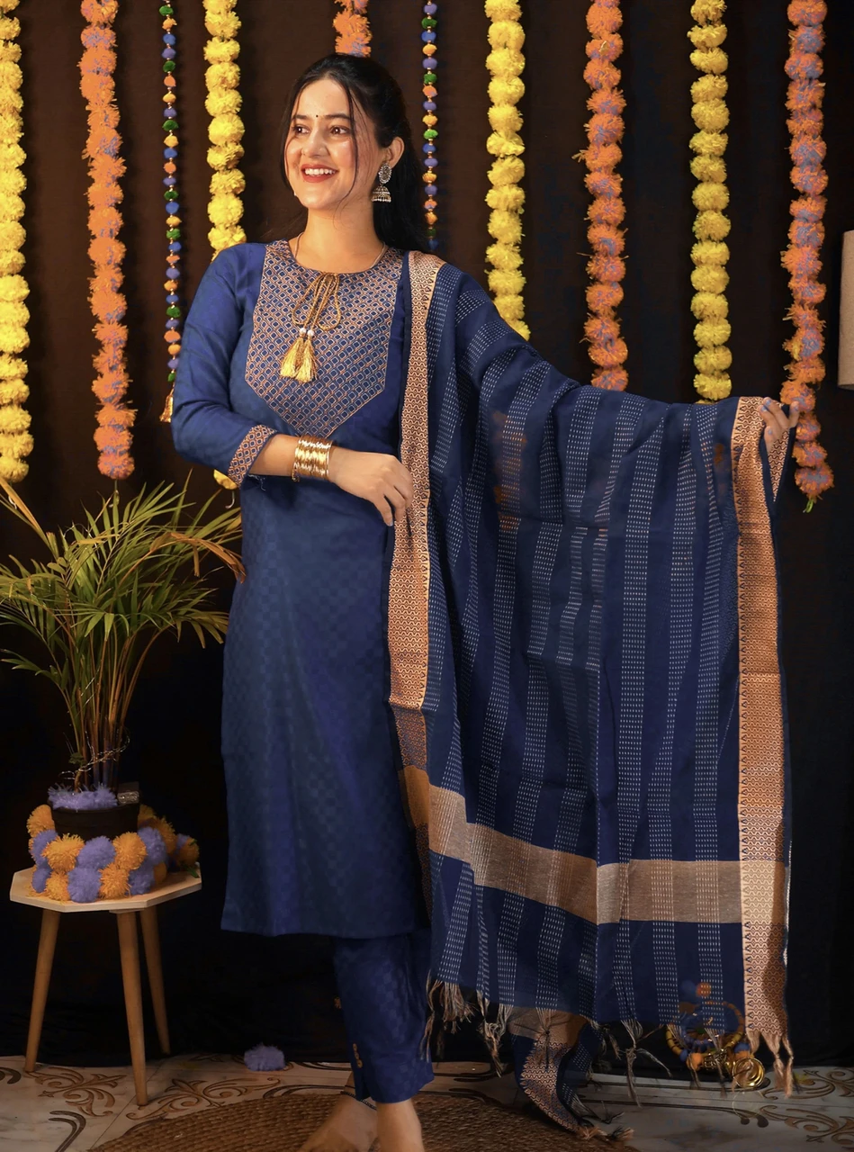 Tibra Attire Women Cotton Blend Kurti Pant Dupatta Set